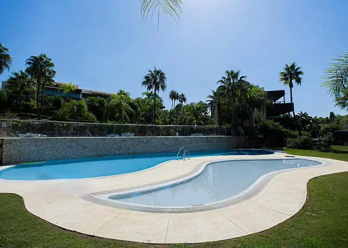 Padierna Luxury House Апартаменты Эстепона