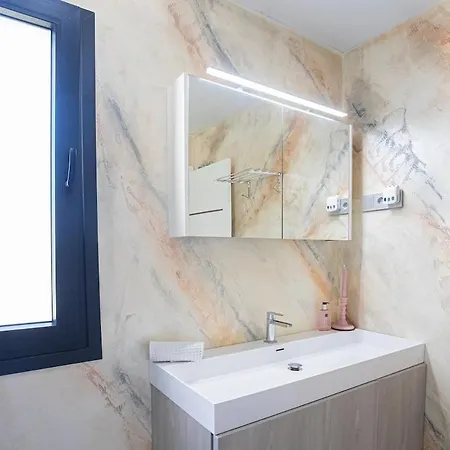Padierna Luxury House * Εστεπόνα
