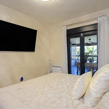 Padierna Luxury House Apartmán