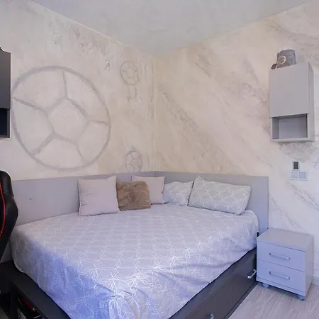 Daire Padierna Luxury House Estepona